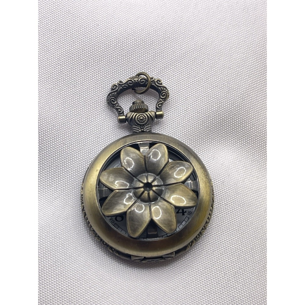 Pocket Watch Unisex Bronze Tone Steel Classic Floral Pattern‎ White Quartz B37